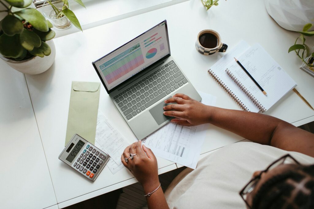 Budgeting in Your 20s: Living Costs & Student Debt